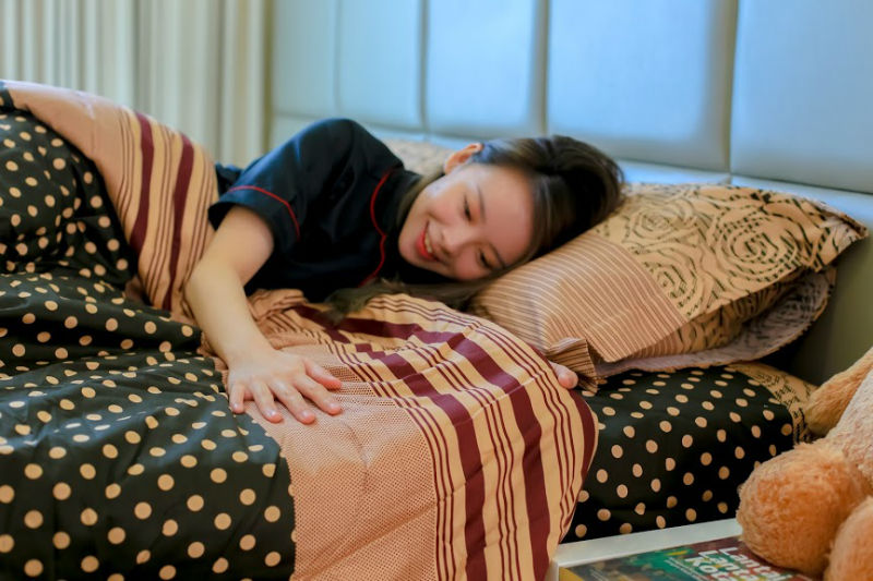 Jenis Sprei Yang Tepat Untuk Anak Kos